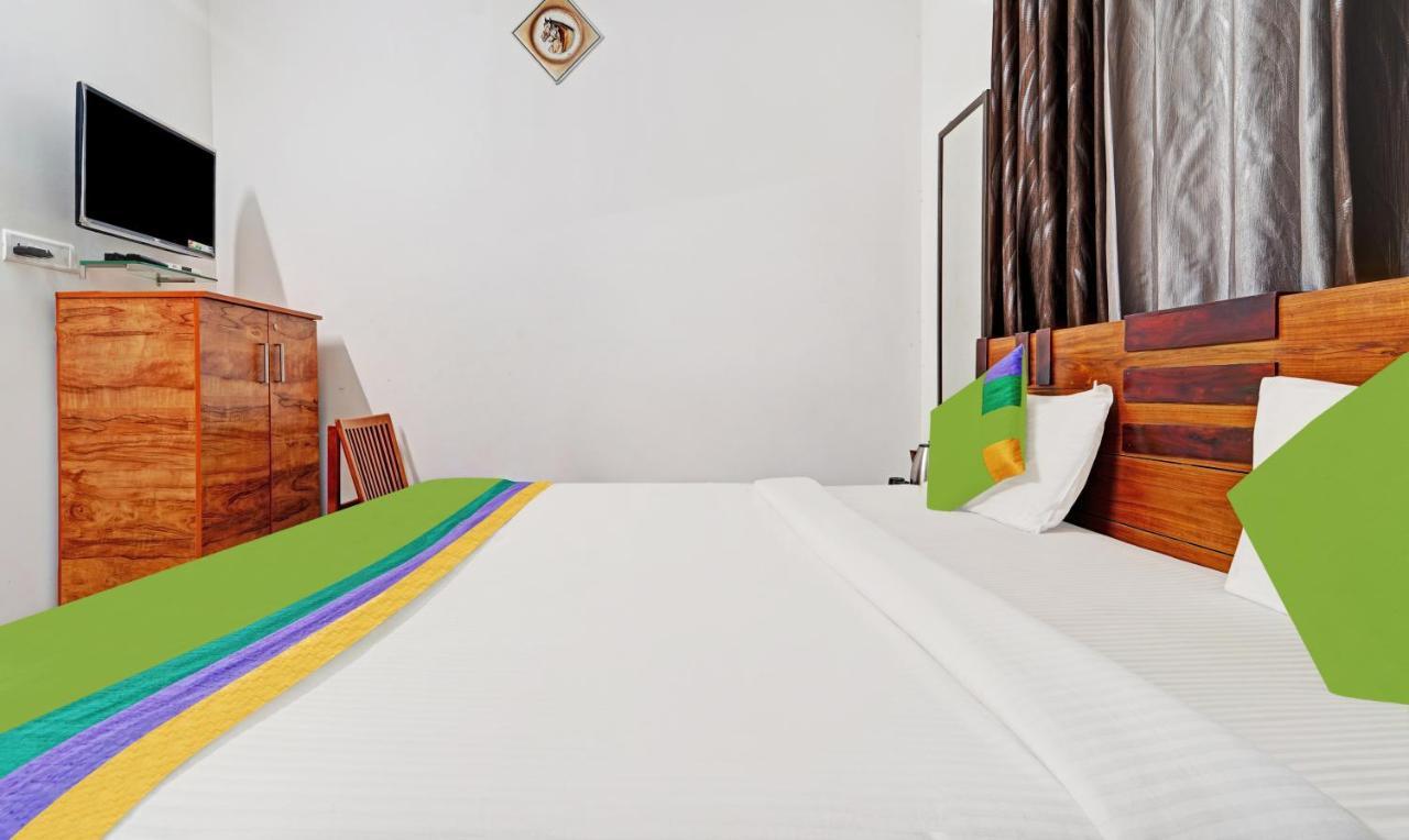 Treebo Alaka Rester Homestay มาดิเครี ภายนอก รูปภาพ