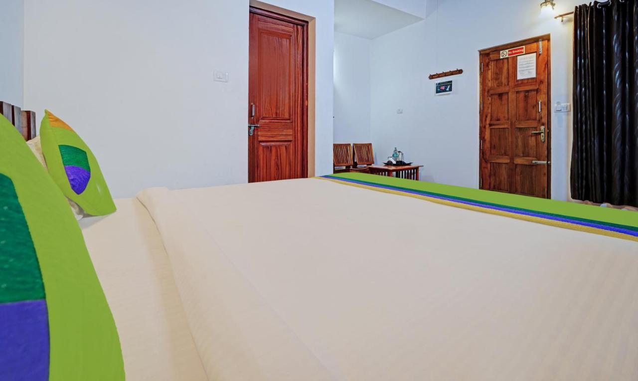 Treebo Alaka Rester Homestay มาดิเครี ภายนอก รูปภาพ
