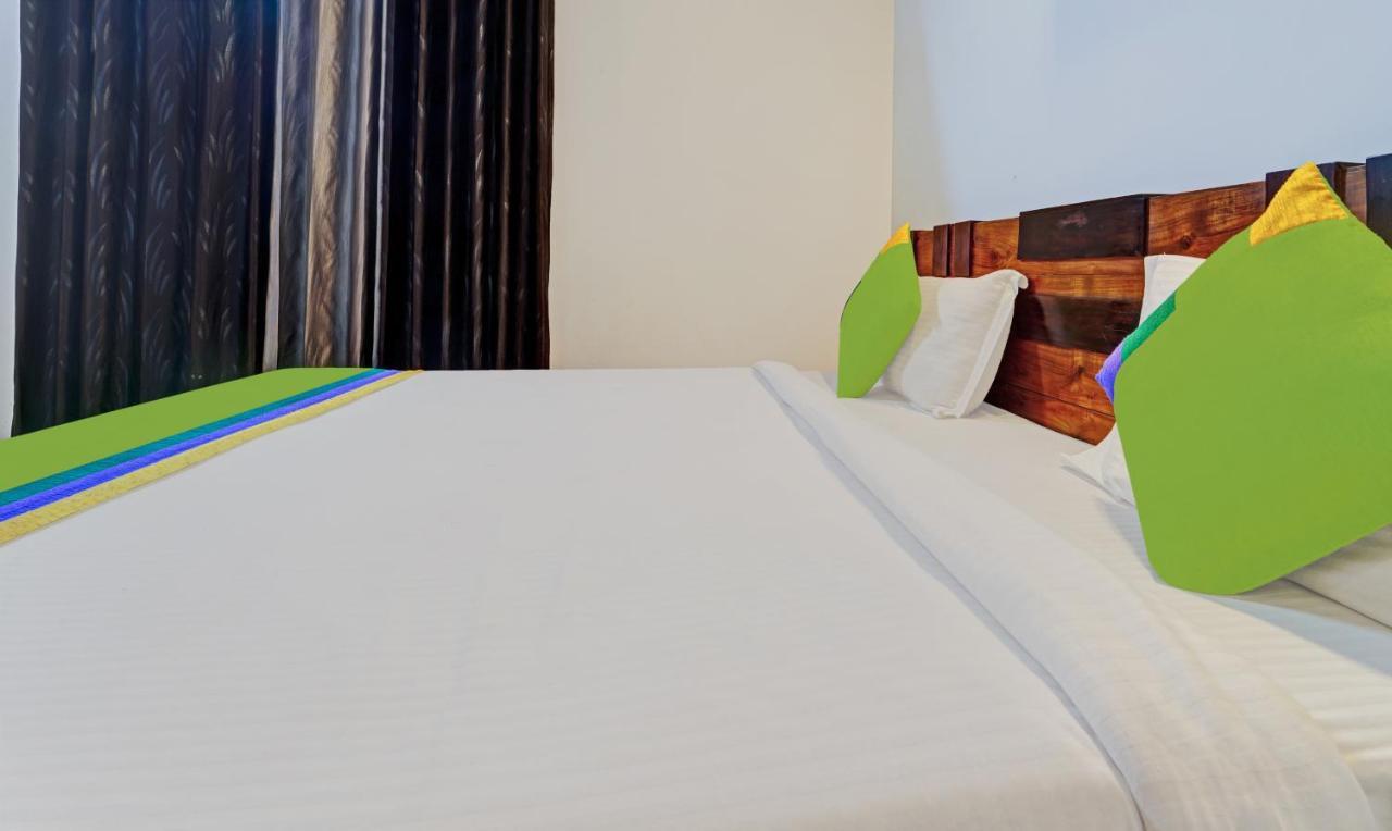Treebo Alaka Rester Homestay มาดิเครี ภายนอก รูปภาพ